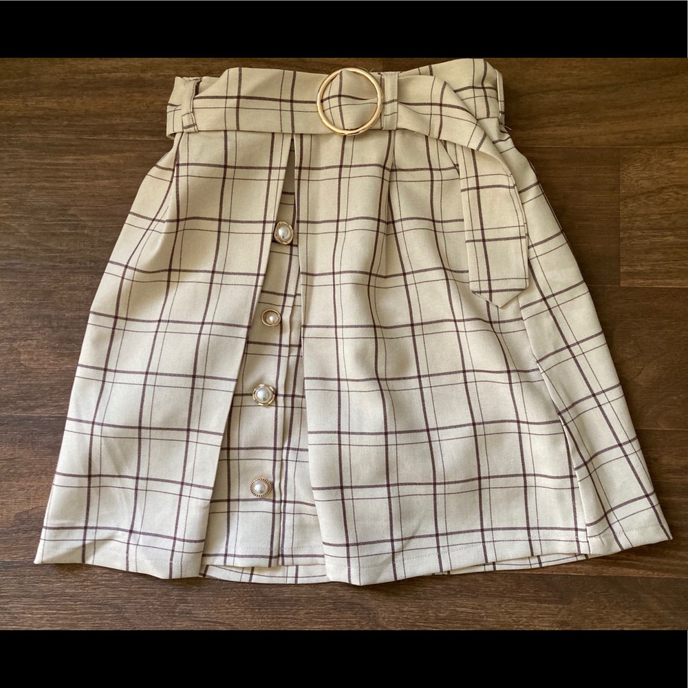 Plaid belted mini skirt with pearls NWOT